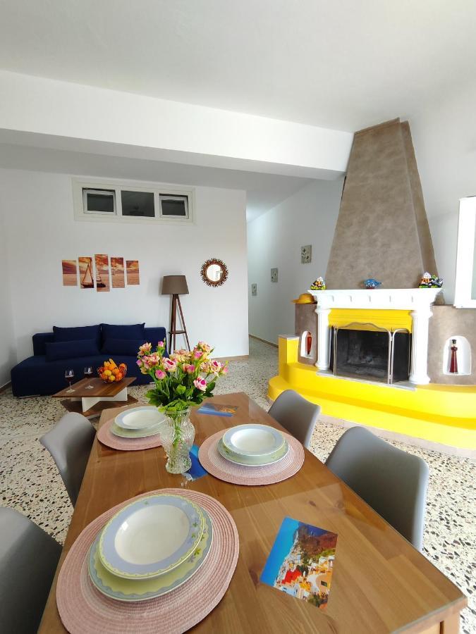 Oasis Apartments Períssa Extérieur photo