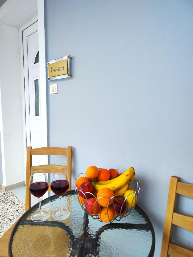 Oasis Apartments Períssa Extérieur photo