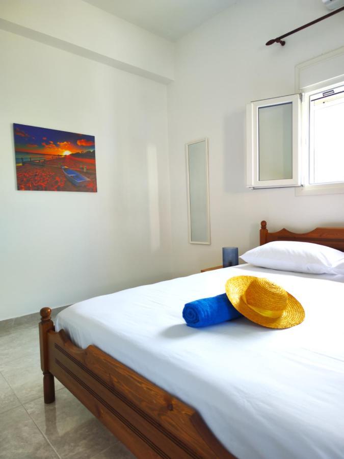 Oasis Apartments Períssa Extérieur photo