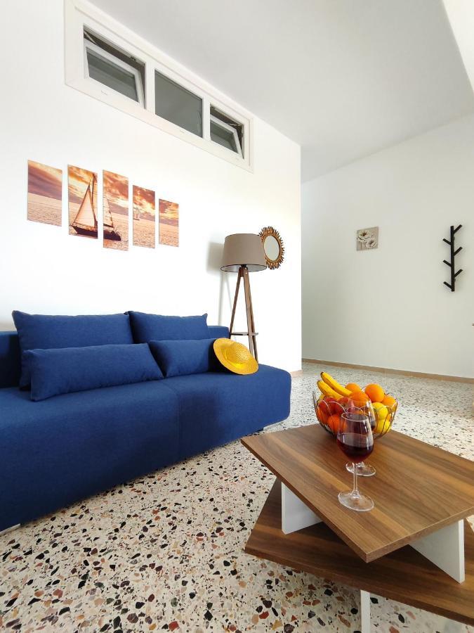 Oasis Apartments Períssa Extérieur photo